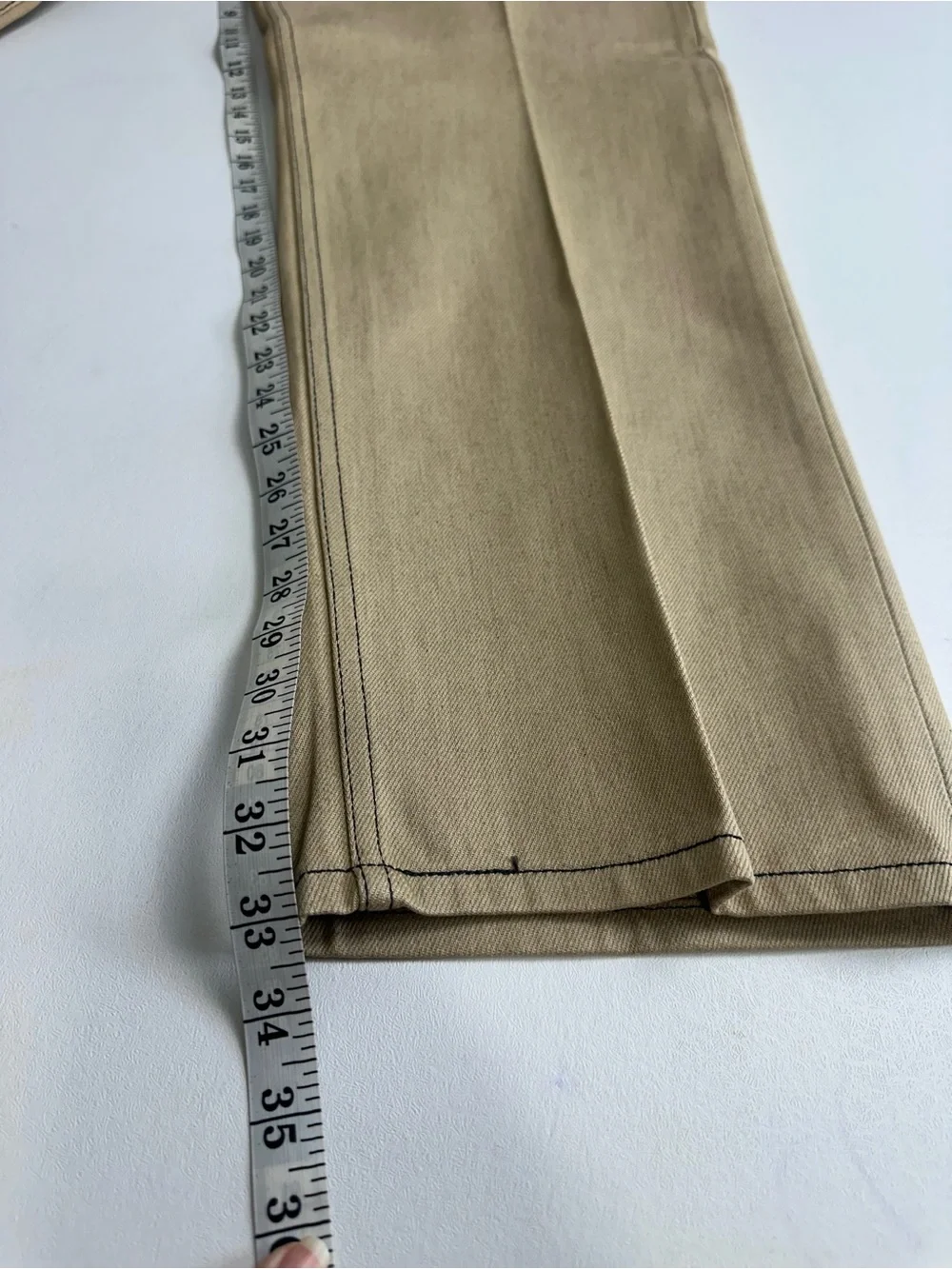 Levi’s 501 men’s 42/32 button fly original fit denim jeans, beige color (new)